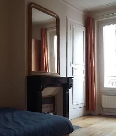Large And Cosy, Paris-ouest *